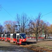 Konstal 105Na #725+736