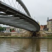 Budowa kładki dla pieszych przez Wisłę - 2010-06-25