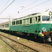SU46-045