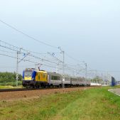 EU160-027