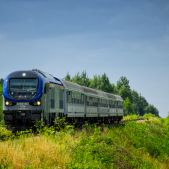 SU160-003