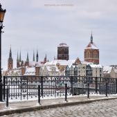 Śnieżny Gdańsk nad Motławą