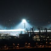 Stadion światłem skąpany