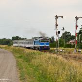 754 026-3