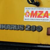 Logo Ikarusa