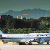 Boeing 747-89L #B-2487