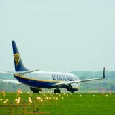 Boeing 737-8AS #EI-GDS