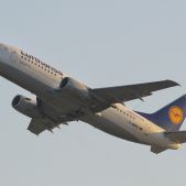 Boeing 737-330 ?#?D?-ABEC