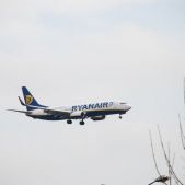 Boeing 737-8AS #EI-DCB
