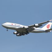 Boeing 747-4J6 #B-2472