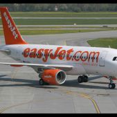 Airbus A319-111 #G-EZDA