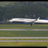 Boeing 737-8AS #EI-CSZ