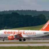 Airbus A319-111 #G-EZEA