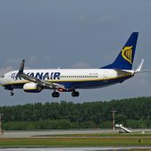 Boeing 737-8AS #EI-EBC