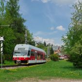 425-952+961