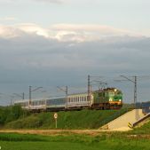 EU07-483