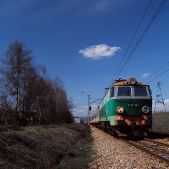 ET22-883