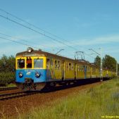 EN57-1122