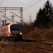 EN57AKM-3005