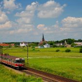 EN57-1003