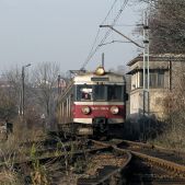 EN57-1142