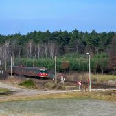 EN57-695