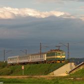 163-048