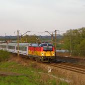 5 370-005